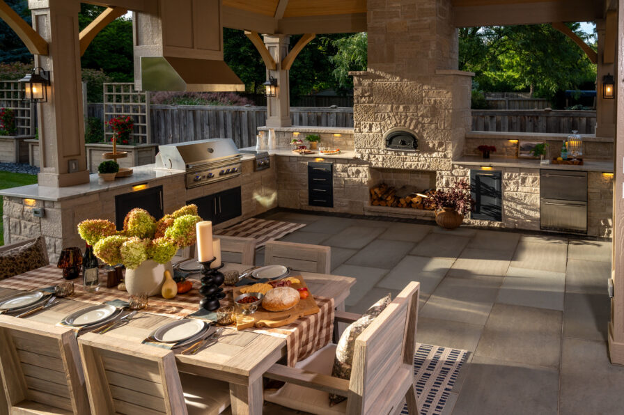 018 2025 212 Clinton