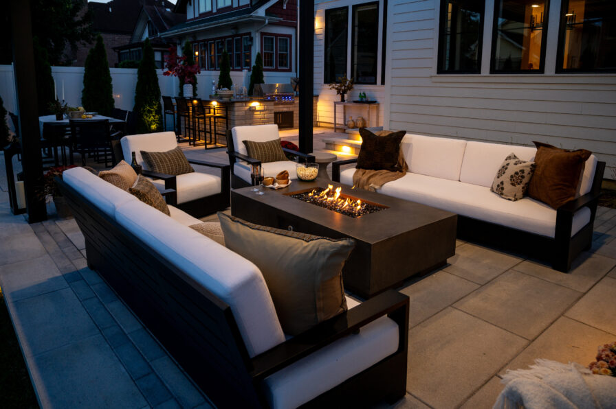 063 2025 547 S Swain Ave