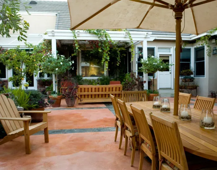 Bigstock Elegant Courtyard 3892443