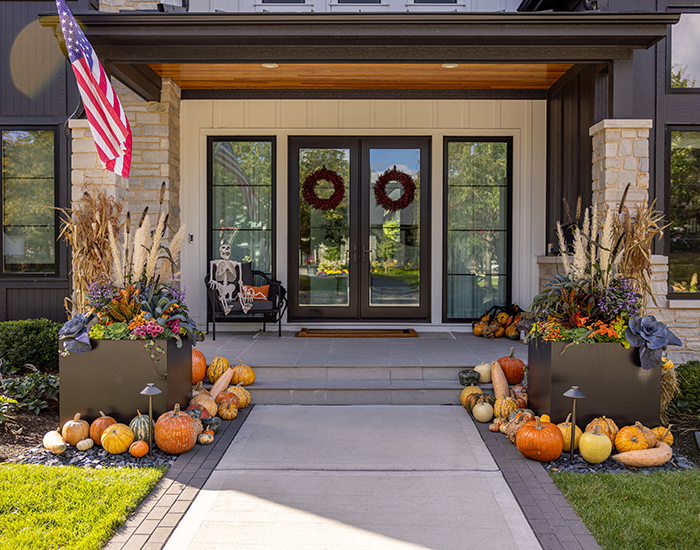 Fall curb appeal festive