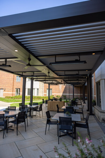 Park Place Commercial Stru Xure Pergola4
