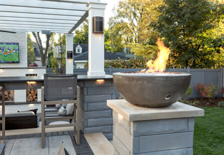 Luxurious Outdoor Seating 2
