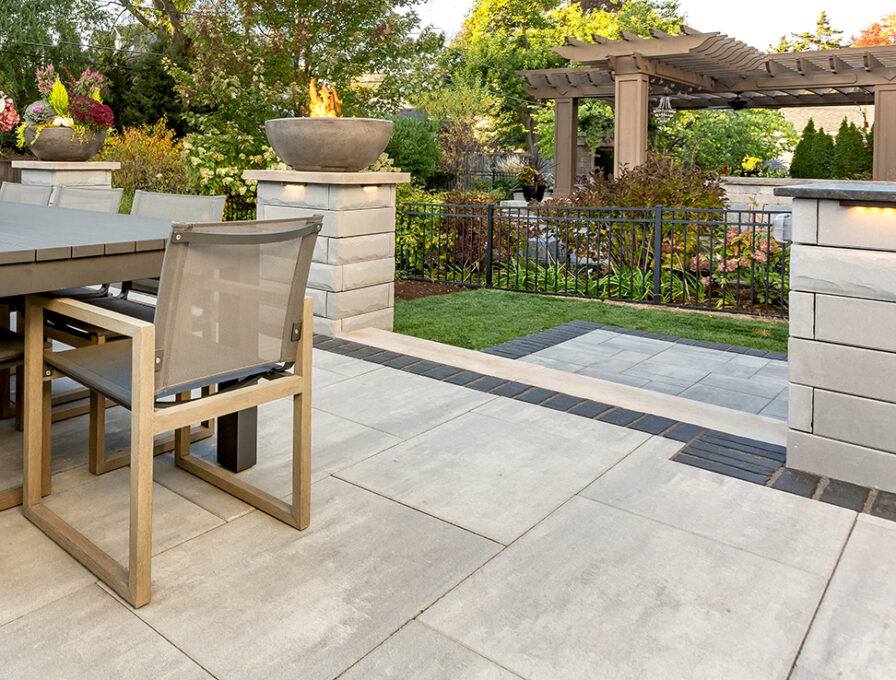 Luxurious Outdoor Seating 1