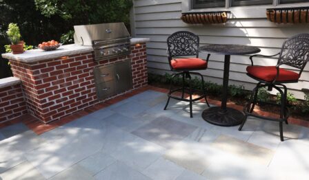 Grill Red Brick with Chairs