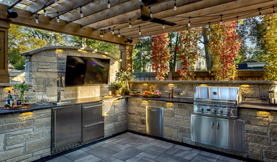 Outdoor Kitchen 2